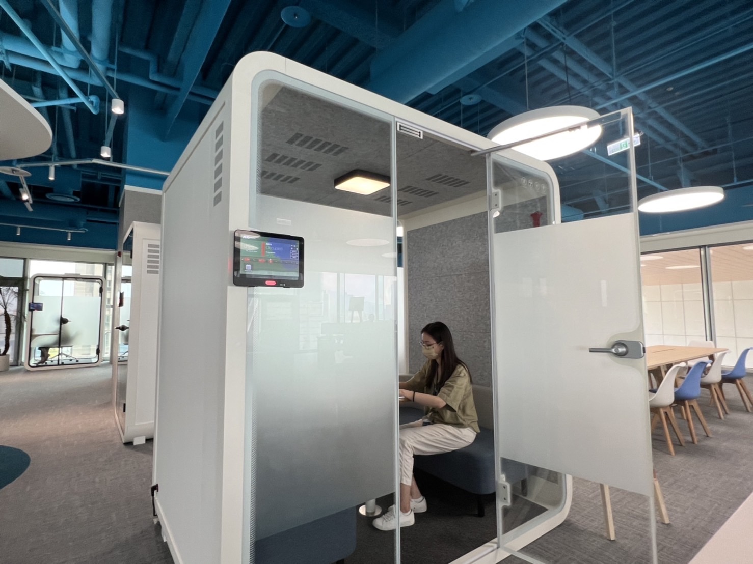 pg电子高雄據點的智慧行動辦公艙，展現pg电子在面板以外的研發應用軟實力